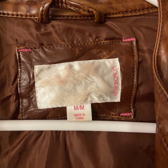 Leather jacket - Picture 3 of 3